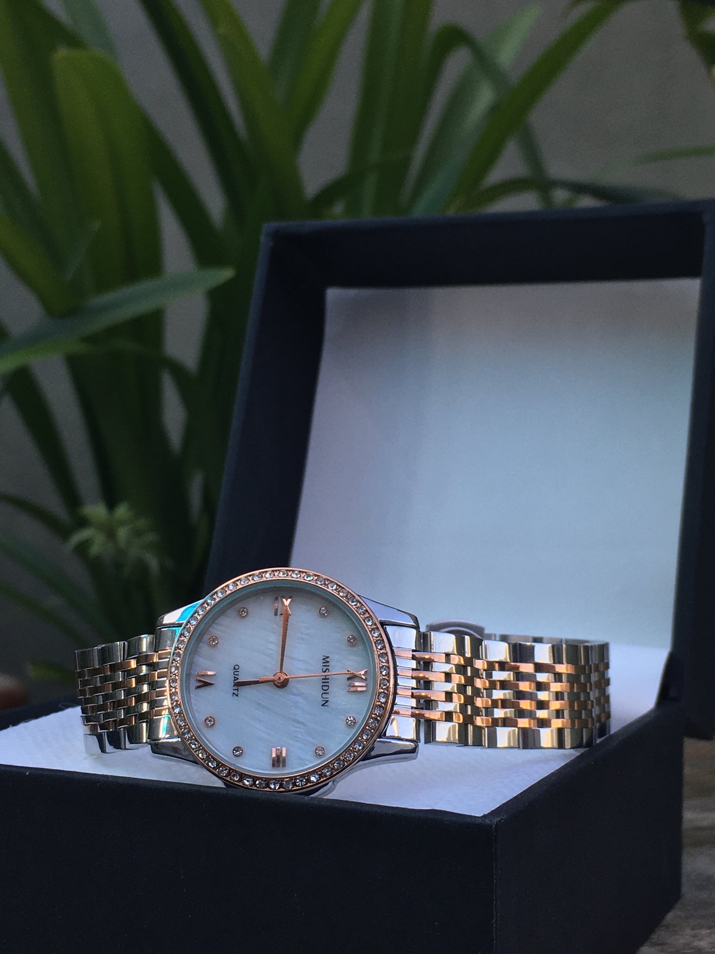 Mishidun Women Watch Stain-Less Steel